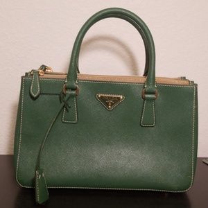Prada Saffiano Lux VINTAGE - extra photos only
